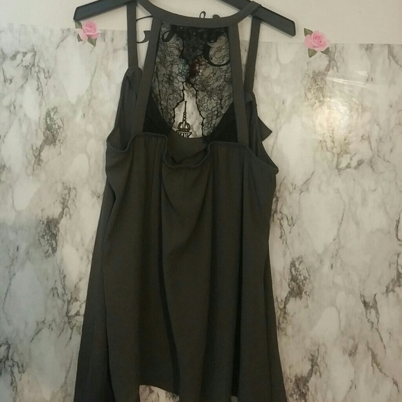 Top - Picture 2 of 5